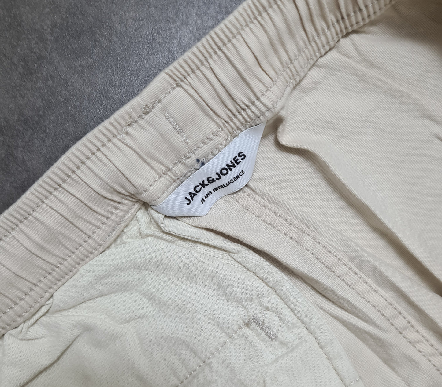 PANTALON CARGO JACK & JONES ORIGINAL 2024